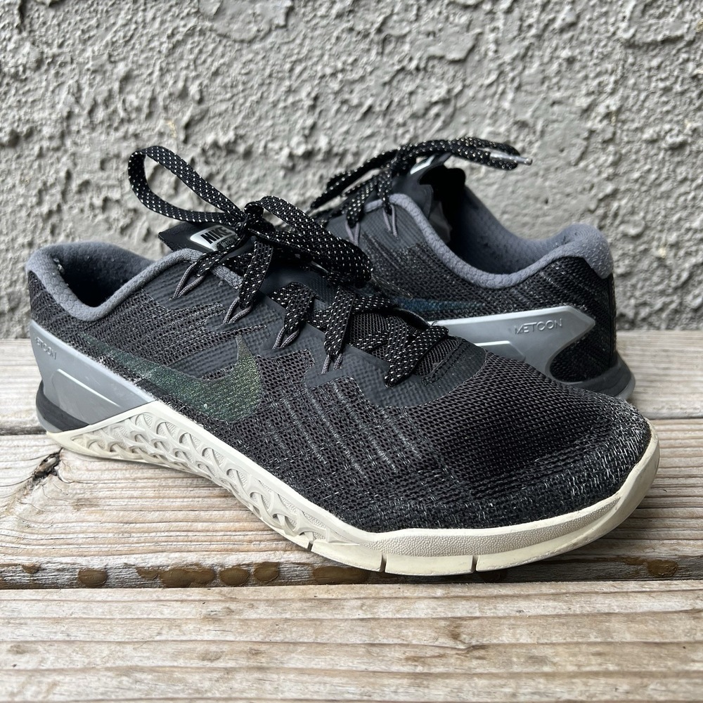 Nike Shoes Women Size 8 Metcon 3 MTLC Training Black/Metallic 922880-001 C4